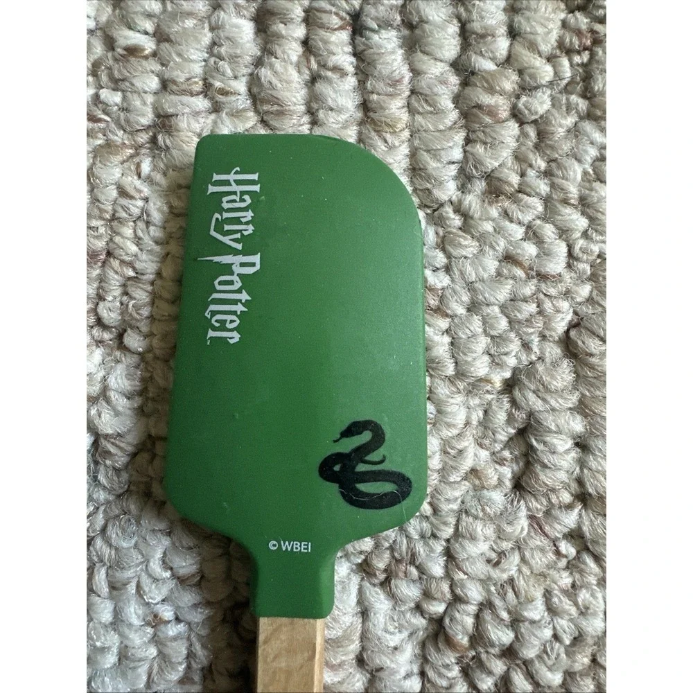 Williams Sonoma Harry‎ Potter Slytherin Silicone Spatula 9 inch Wooden NWOT
